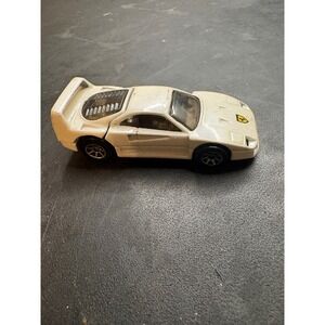 Hot Wheels Ferrari F40 White 1988 Mattel Vintage Diecast Car Opening Hood Toy